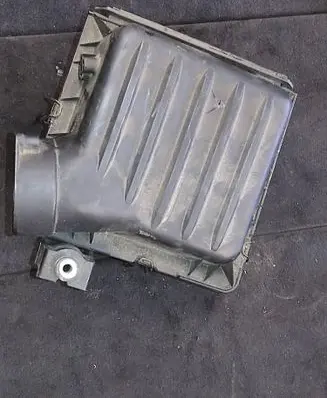 Chrysler 300 - 300C Air filter box 05281522AB 8V77S18ES0