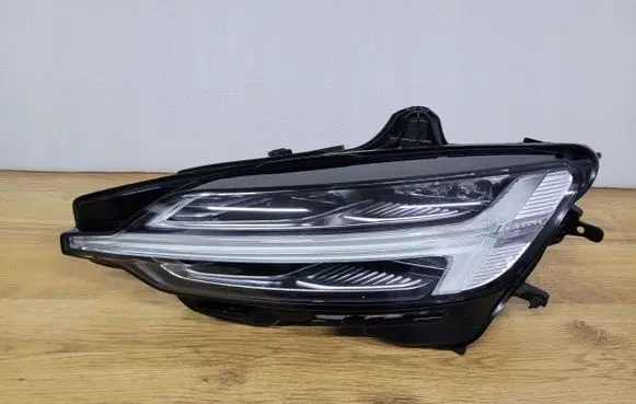 Volvo V60 Engine control unit/module 157