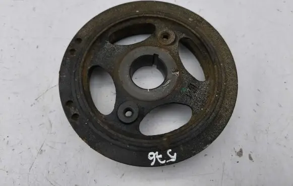 Toyota RAV 4 (XA30) Crankshaft pulley 134080R011