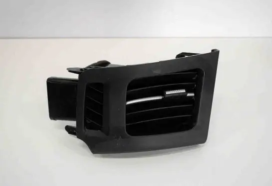 Toyota Prius (XW30) Dashboard air vent grill cover trim 5566047040 5568647010