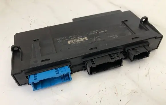 BMW 5 F10 F11 Comfort/convenience module 9244392 532535T00 5026303628