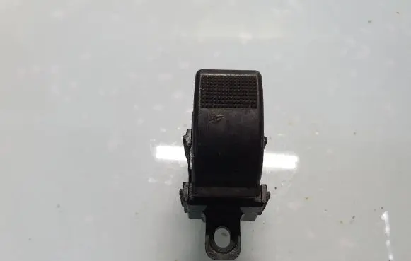 Mazda 6 Electric window control switch 3583T47