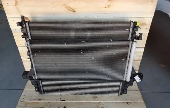Renault Master III Radiator set 