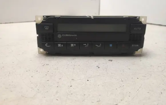Volkswagen Golf IV Climate control unit 5HB00761710 3B1907044B
