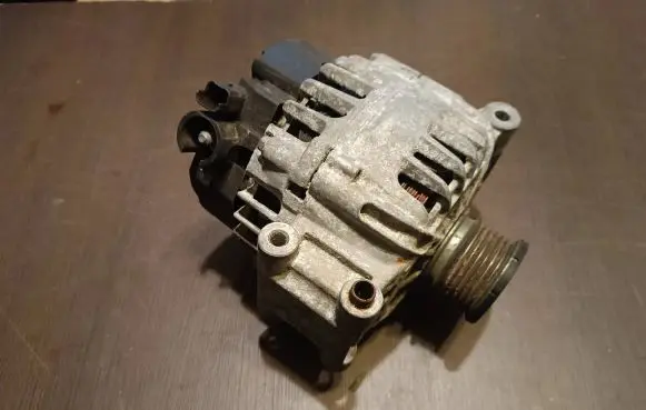 Peugeot 308 Generator/alternator 9666998080 96669980 2610715b