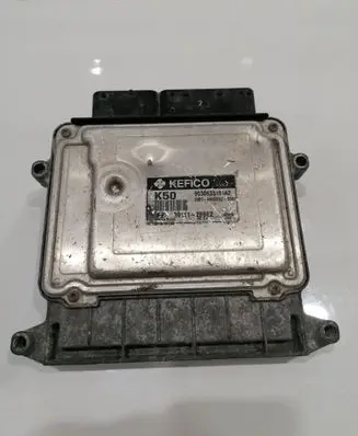 Hyundai Accent Engine control unit/module 3911126BE2 9030933181A2