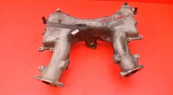 Audi A8 S8 D3 4E Intake manifold 057145770J