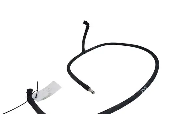 Ford Focus Windshield washer fluid hose 