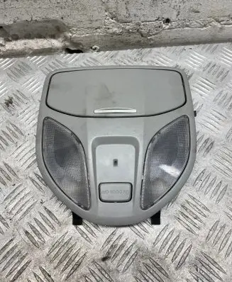 Hyundai Santa Fe Front seat light 928002W000