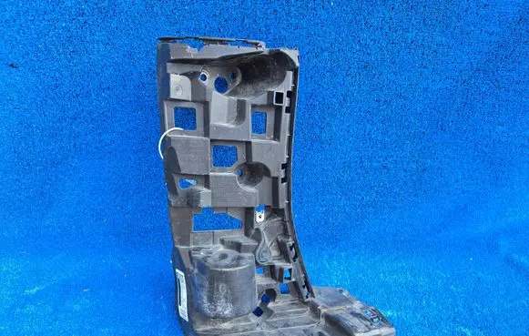 BMW X5 G05 Rear bumper mounting bracket 8069245