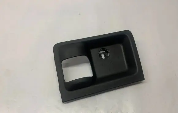 Dodge RAM 1500 DS Rear door interior handle 1GY65TRMAA