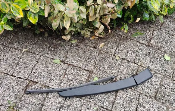 Ford Escape IV Rear wiper blade arm DSVBDBH0