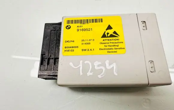 BMW 5 E60 E61 Central console control unit 9169521 80049005