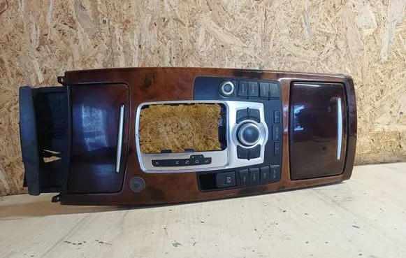 Audi A6 S6 C6 4F Center console 4F1864261 P0103820