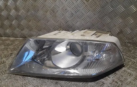 Skoda Octavia Mk1 (1U) Headlight/headlamp 1ll35402705