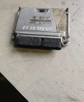 Volkswagen Sharan Engine control unit/module 038906019ET 28SA4843 0281010630