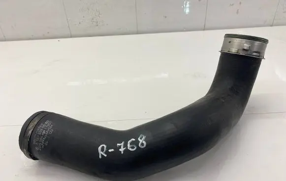 Mercedes-Benz ML W164 Intercooler hose/pipe A1645280682