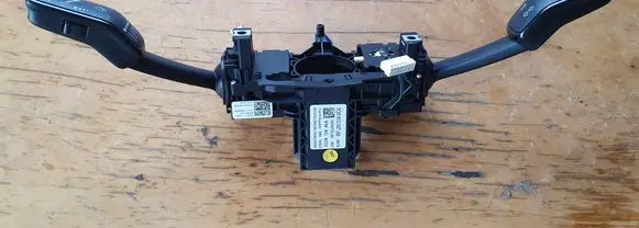 Skoda Octavia Mk3 (5E) Indicator stalk 5Q0953507AB 5Q0953513Q