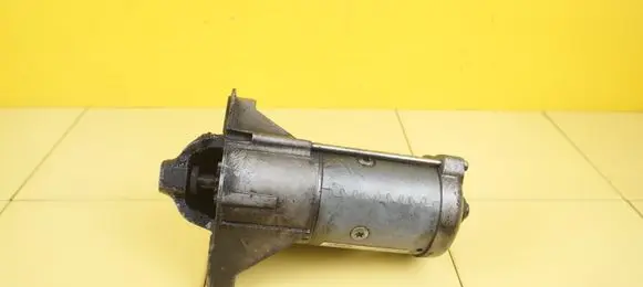 Renault Megane III Starter motor 233007802R 26SP26