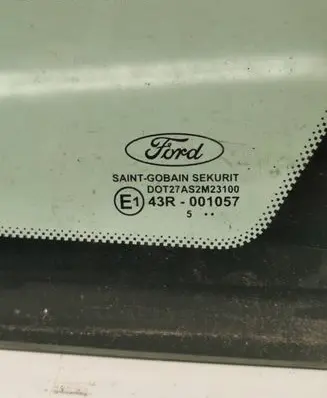 Ford Focus Rear side window 43R001057