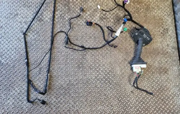 Jeep Grand Cherokee Front door wiring loom 68333603AC P68264756AC P68333603AC
