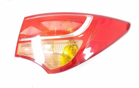 Hyundai Santa Fe Rear/tail lights 924022W030