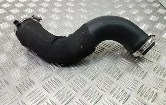 Audi A5 8T 8F Intercooler hose/pipe 8K0145737J