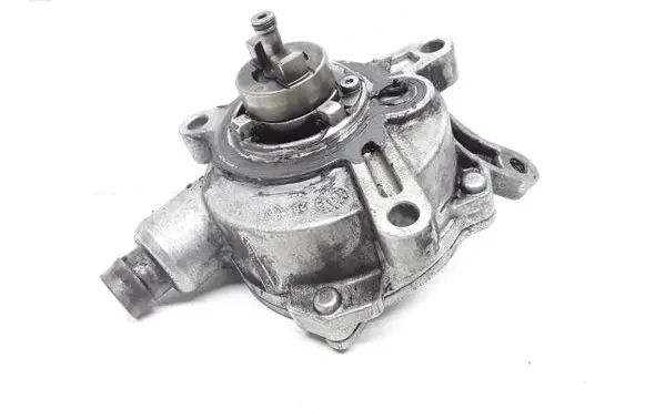 Volvo XC70 Vacuum pump 30731825
