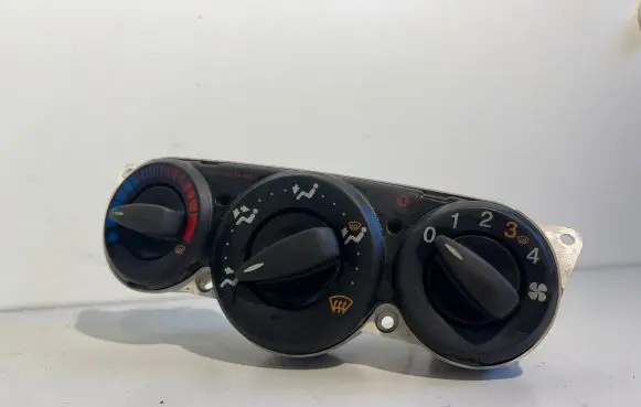 Ford Focus Climate control unit 98AB18C419