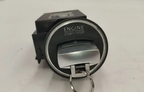 Volkswagen PASSAT CC Ignition lock 3C0905843AD 33303601 11603003604543