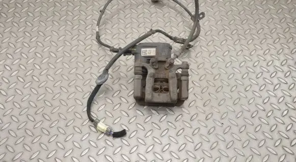 Hyundai Tucson TL Rear brake caliper