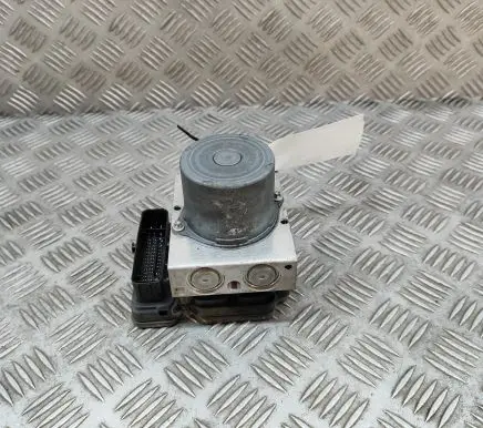 Audi A5 ABS Pump 8W0907379Q 8W0907379J