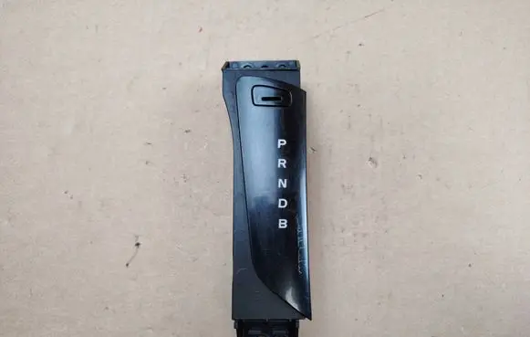 Toyota C-HR I Gear shift selector indicator 76K510