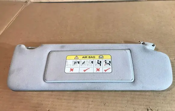 Jaguar XJ X308 Sun visor