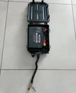 Audi A4 S4 B7 8E 8H Comfort/convenience module 8E0959433CL 00002726E4 92506765
