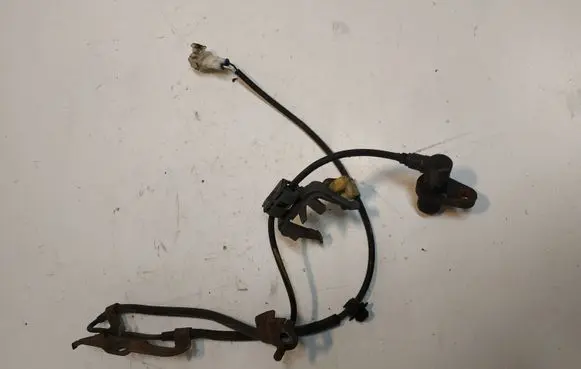 Toyota Previa (XR30, XR40) II ABS brake wheel speed sensor