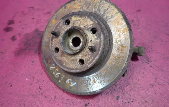 Fiat Punto (188) Front wheel hub spindle knuckle