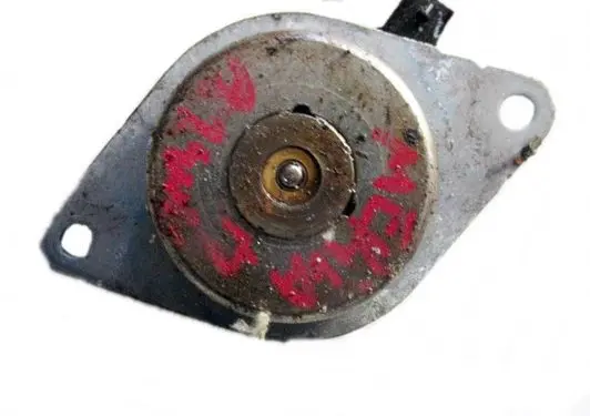 Opel Meriva B Camshaft pulley/ VANOS 55562223 110428A 189253