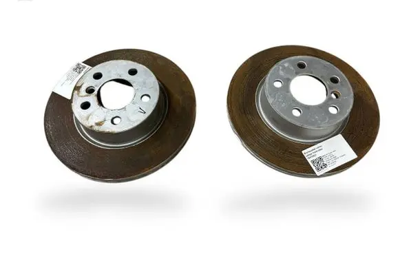 BMW 2 G42 Front brake disc 6877211 34106877211