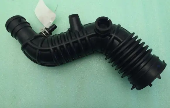 Nissan Pulsar Intercooler hose/pipe