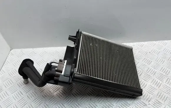 Air conditioning (A/C) radiator (interior)