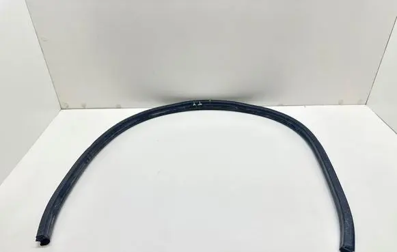 Audi TT TTS Mk2 Engine compartment rubber 8J0823731B