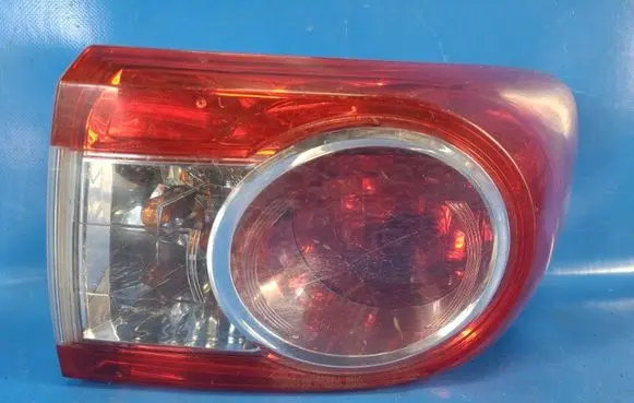 Toyota Auris 150 Boot/trunk interior light 8155112A30