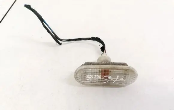 Ford Focus Front fender indicator light 4M5A13K309AA