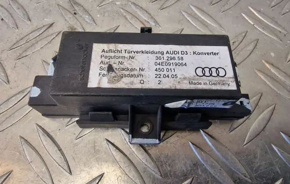 Audi A8 S8 D3 4E Door control unit/module 04E0919064