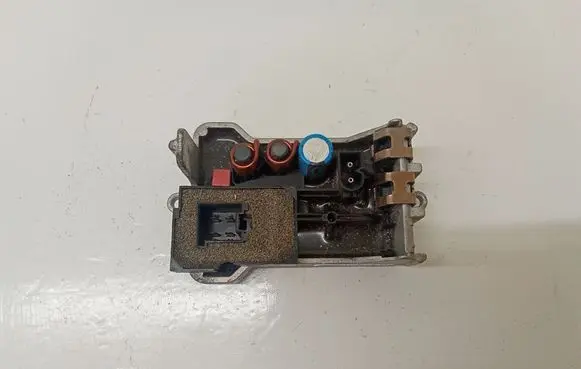 Mercedes-Benz E W211 Heater blower motor/fan resistor A2038210251