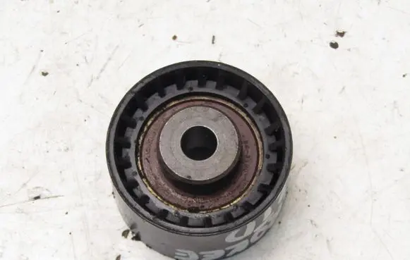 Jeep Cherokee Timing belt tensioner 063098