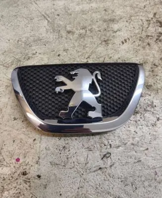 Peugeot 107 Manufacturer badge logo/emblem 31260H010 N88300 7531260H010