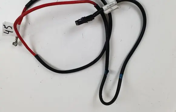 Mercedes-Benz E W211 Positive cable (battery) 2115405310