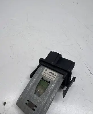 Volkswagen Golf IV Heater blower motor/fan resistor 3131090055